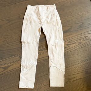 White Lululemon Align Leggings (2018) - size 2, capri